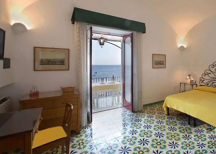 La Caravella Di Positano - Relais, Beach & Residences